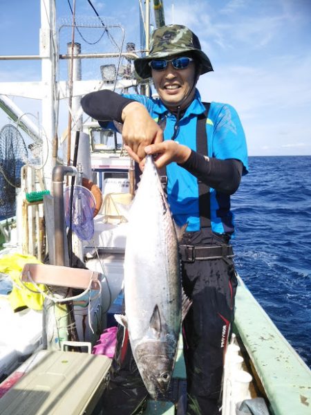 康仁丸・ジギング釣り果